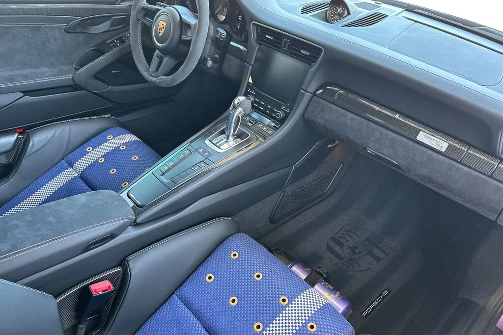 2018 Porsche 991 GT2 RS - Image 16 of 31