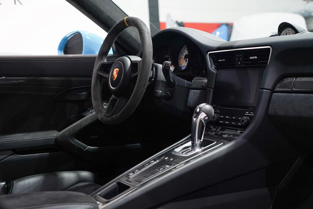 2018 Porsche 991 GT2 RS - Image 17 of 31