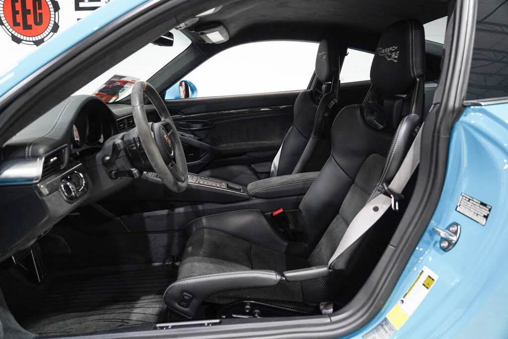 2018 Porsche 991 GT2 RS - Image 8 of 31