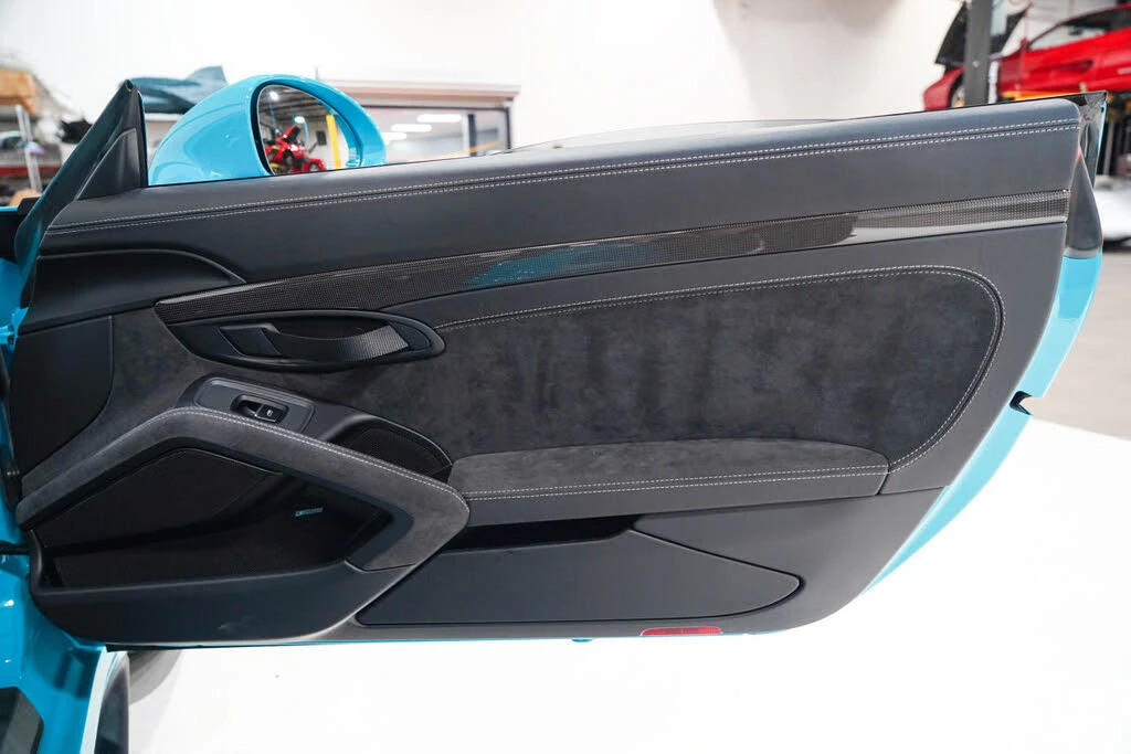2018 Porsche 991 GT2 RS - Image 19 of 31
