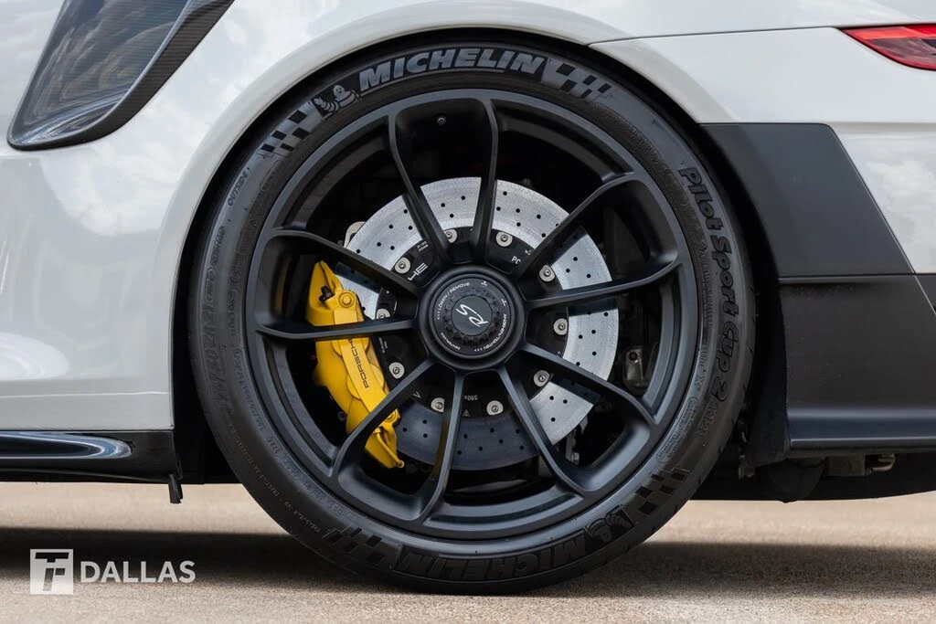 2018 Porsche 991 GT2 RS - Image 9 of 31