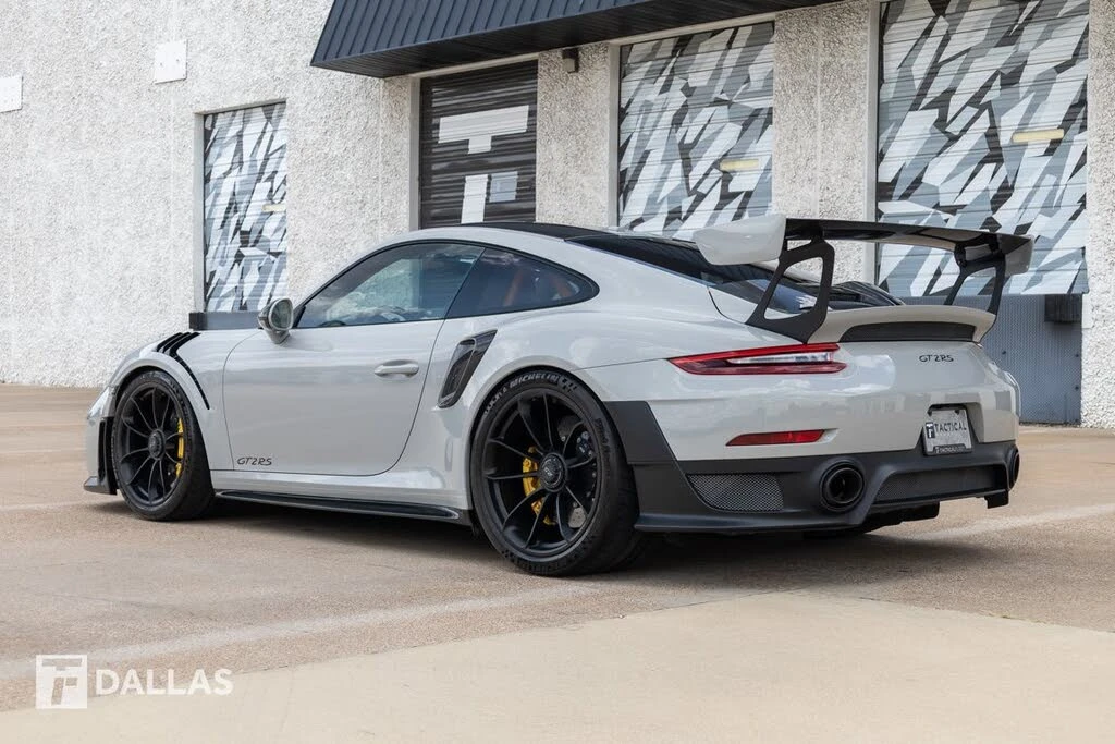 2018 Porsche 991 GT2 RS - Image 10 of 31