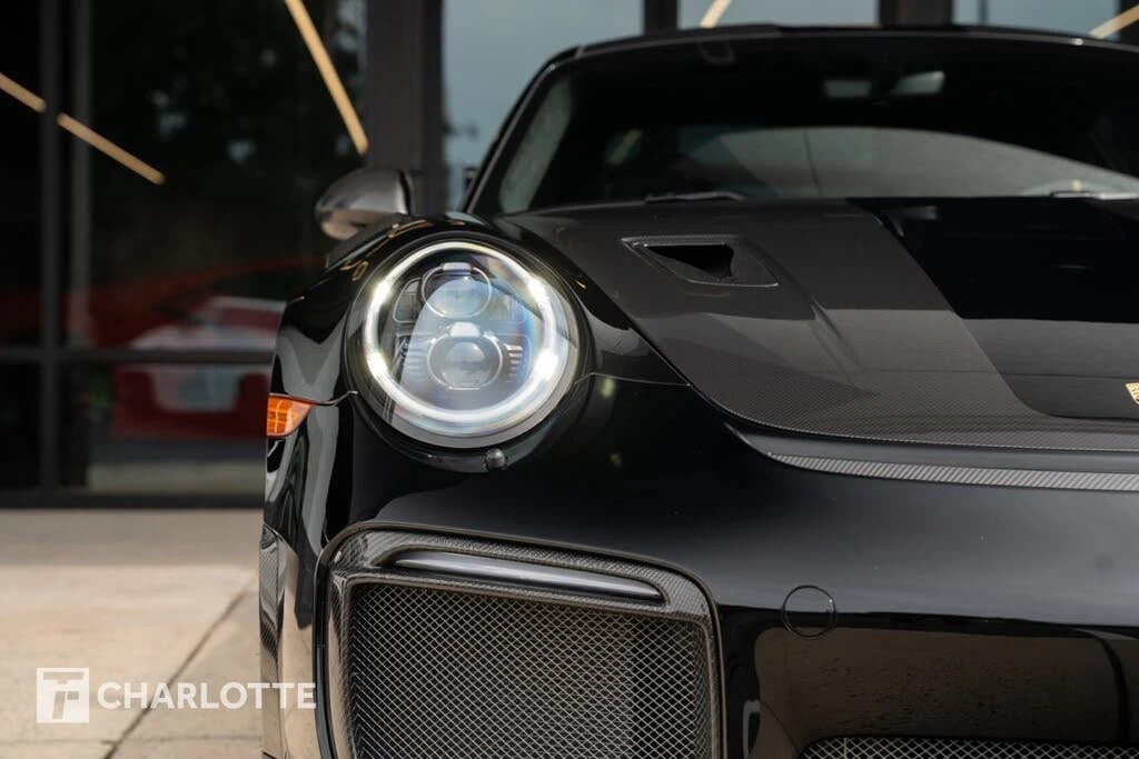 2018 Porsche 991 GT2 RS - Image 5 of 31