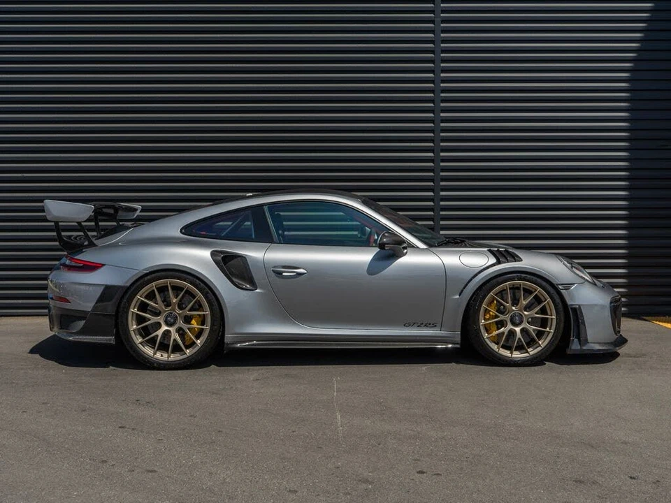2018 Porsche 991 GT2 RS - Image 8 of 31