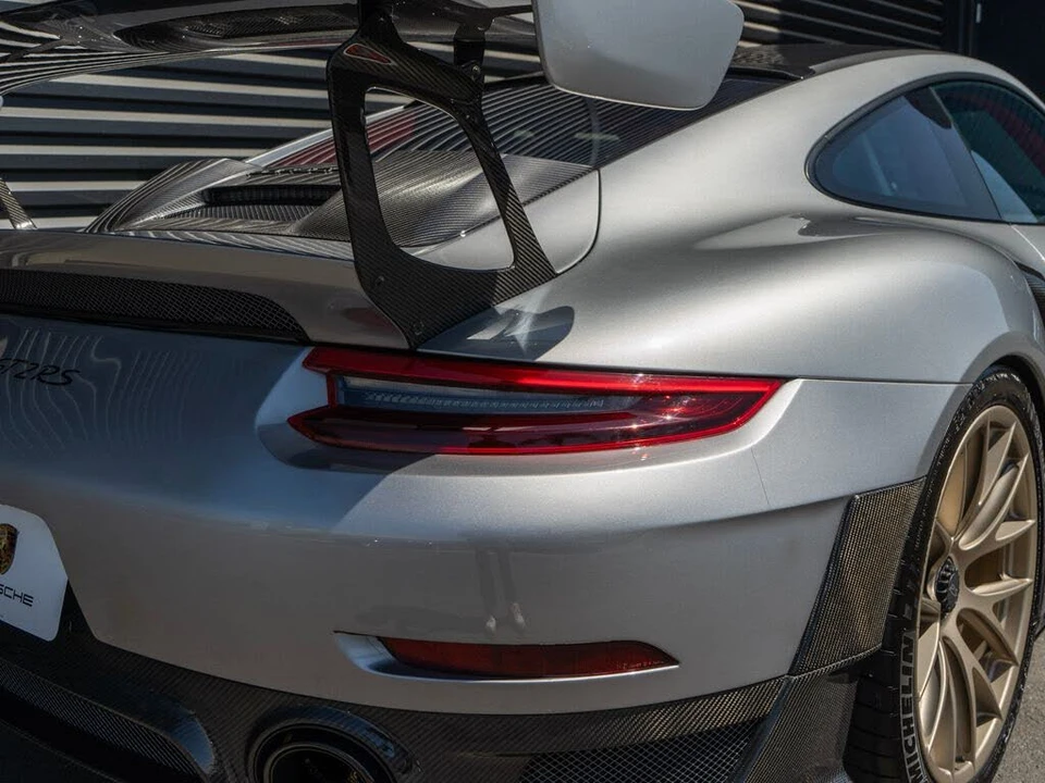2018 Porsche 991 GT2 RS - Image 14 of 31