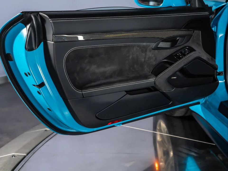 2018 Porsche 991 GT2 RS - Image 29 of 31