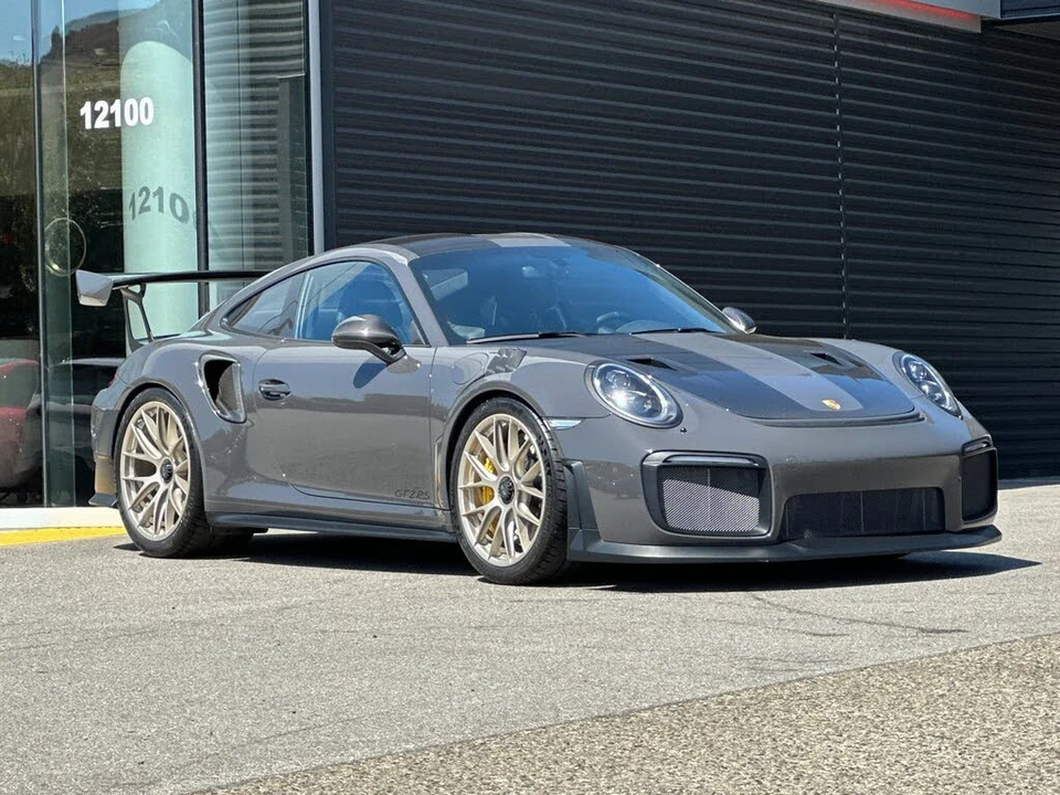 2018 Porsche 991 GT2 RS - Image 10 of 31