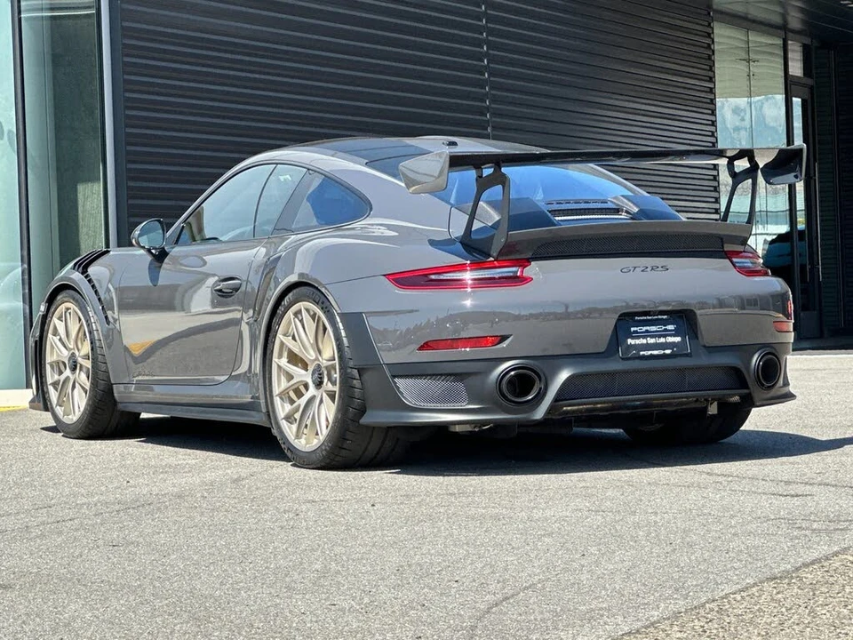 2018 Porsche 991 GT2 RS - Image 3 of 31
