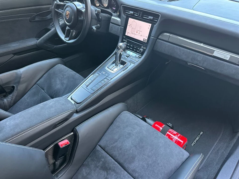 2018 Porsche 991 GT2 RS - Image 16 of 31