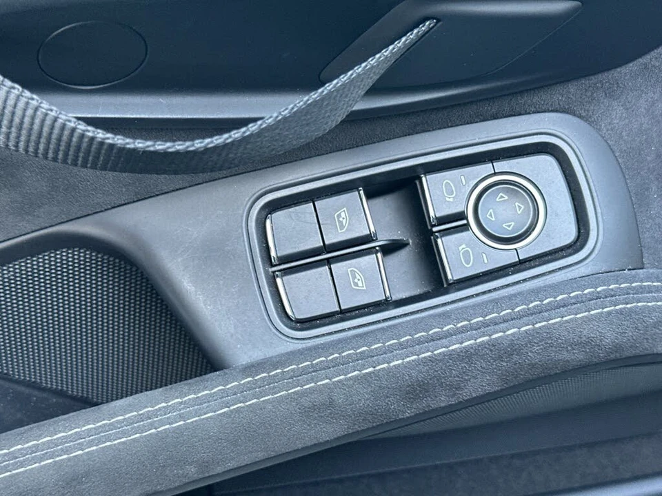 2018 Porsche 991 GT2 RS - Image 13 of 31
