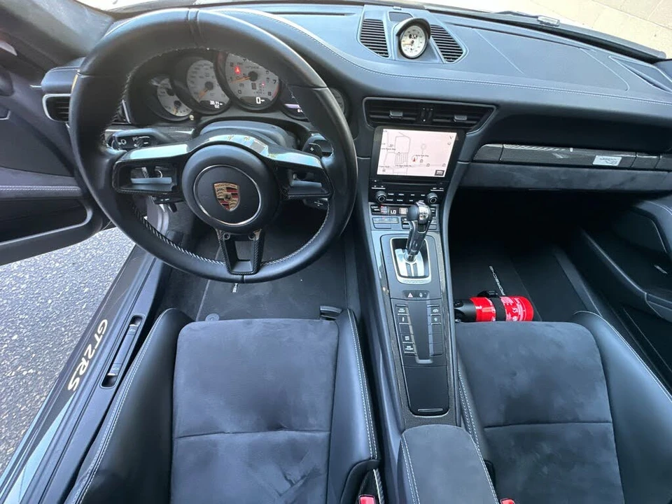 2018 Porsche 991 GT2 RS - Image 6 of 31