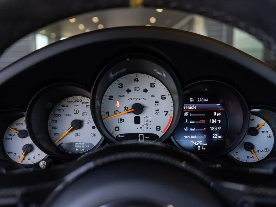 2018 Porsche 991 GT2 RS - Image 18 of 31
