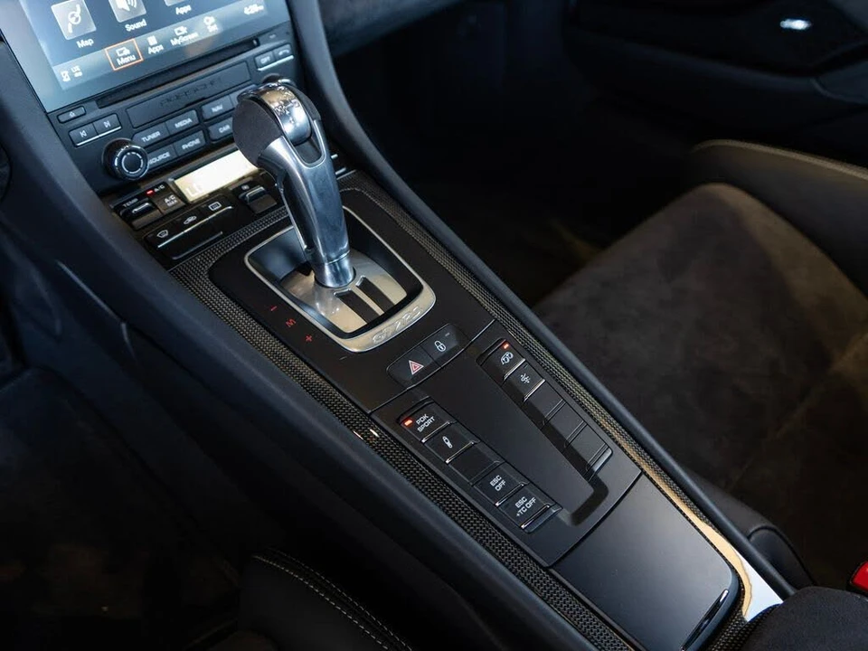 2018 Porsche 991 GT2 RS - Image 26 of 31