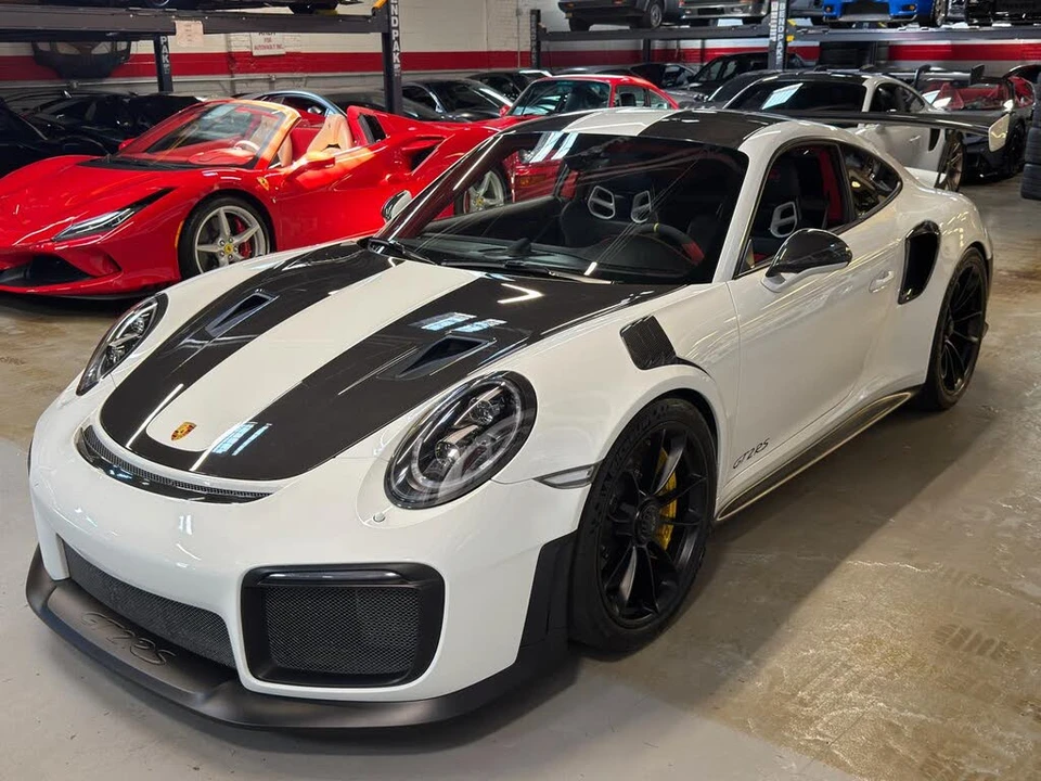 2018 Porsche 991 GT2 RS - Image 10 of 31