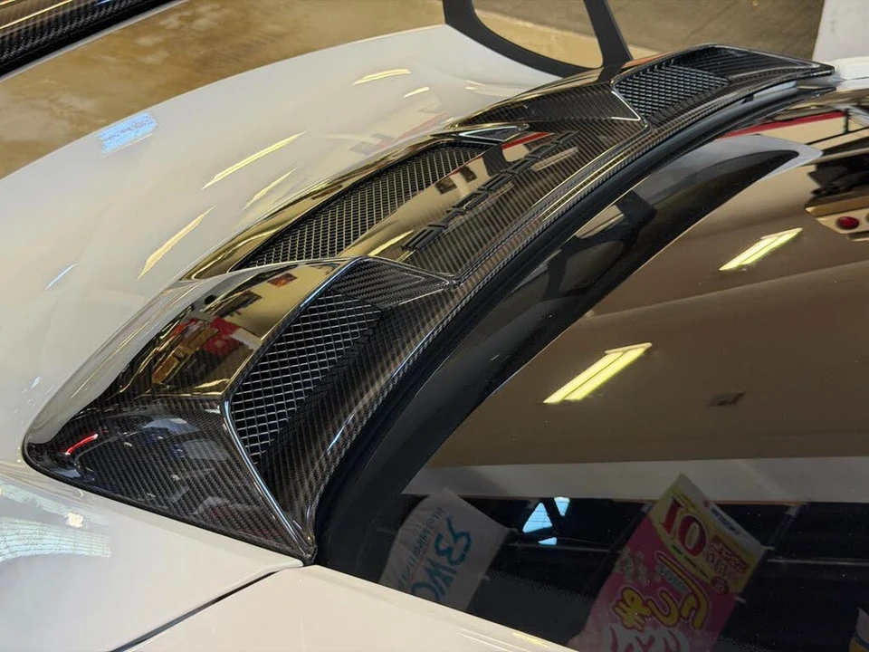 2018 Porsche 991 GT2 RS - Image 22 of 31