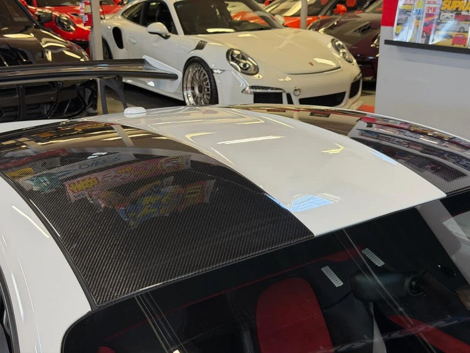 2018 Porsche 991 GT2 RS - Image 17 of 31