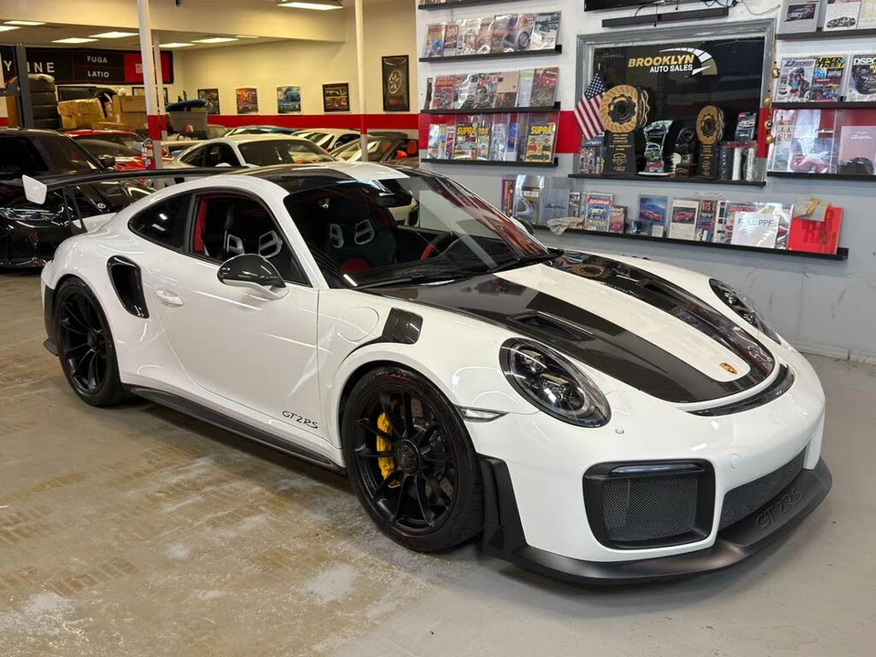 2018 Porsche 991 GT2 RS - Image 4 of 31