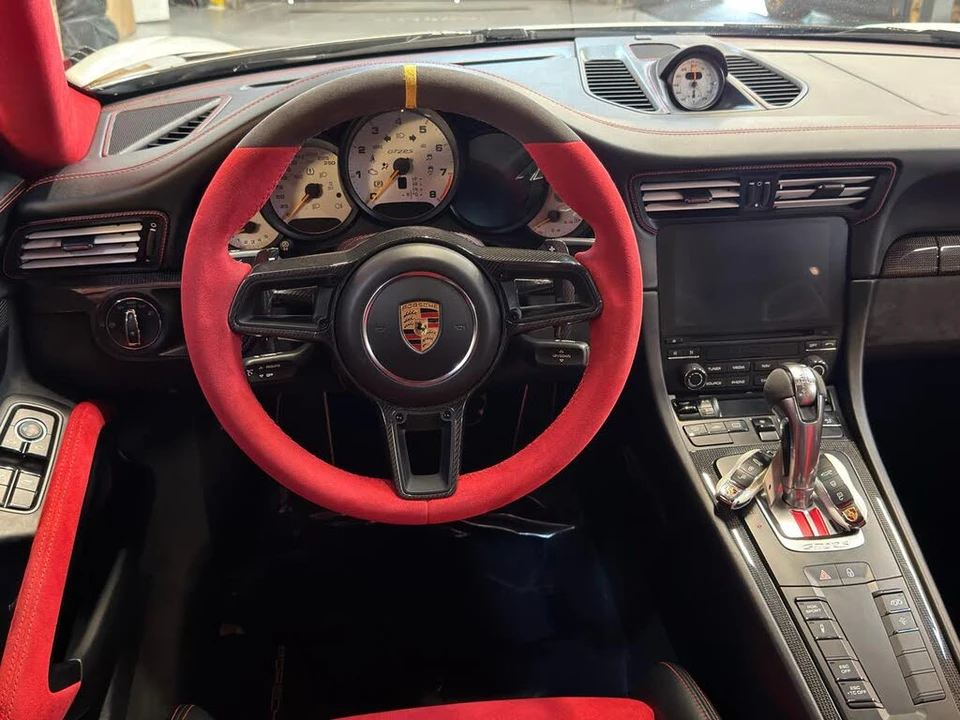 2018 Porsche 991 GT2 RS - Image 23 of 31