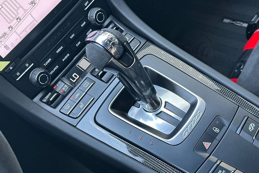 2018 Porsche 991 GT2 RS - Image 26 of 31