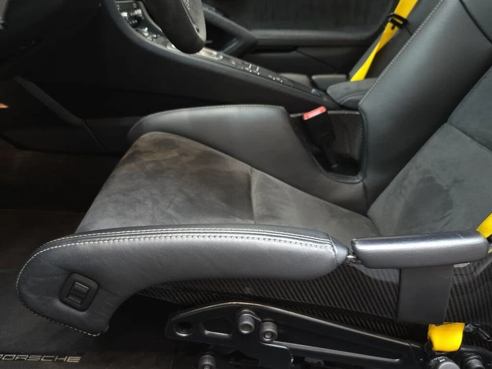 2018 Porsche 991 GT2 RS - Image 25 of 30