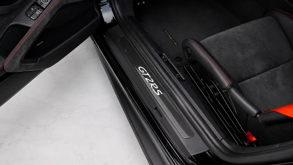 2018 Porsche 991 GT2 RS - Image 2 of 11