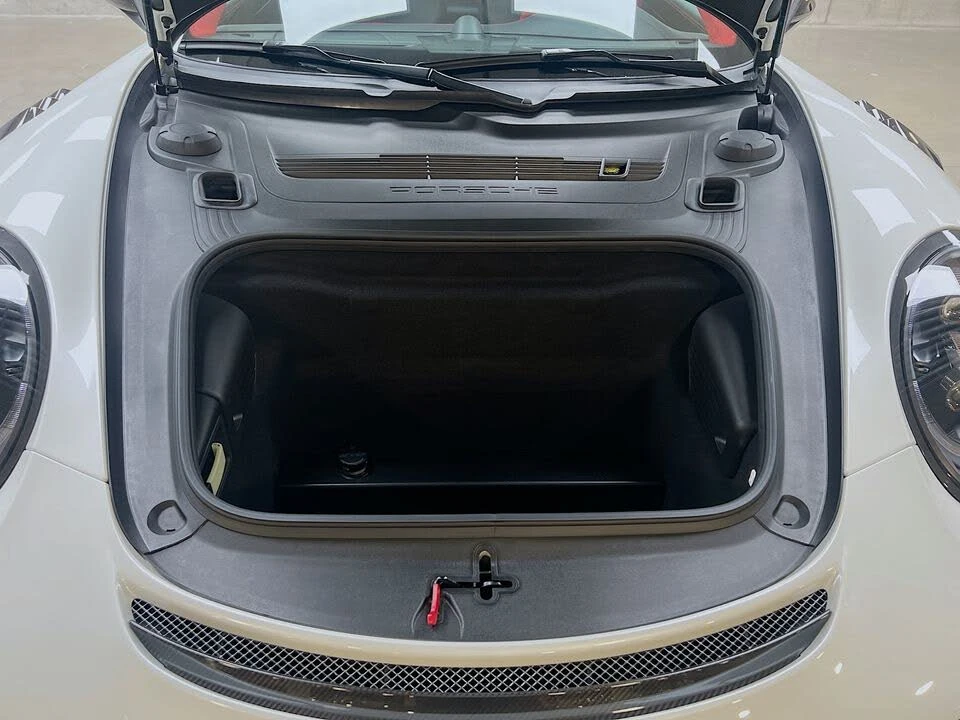2018 Porsche 991 GT2 RS - Image 29 of 31