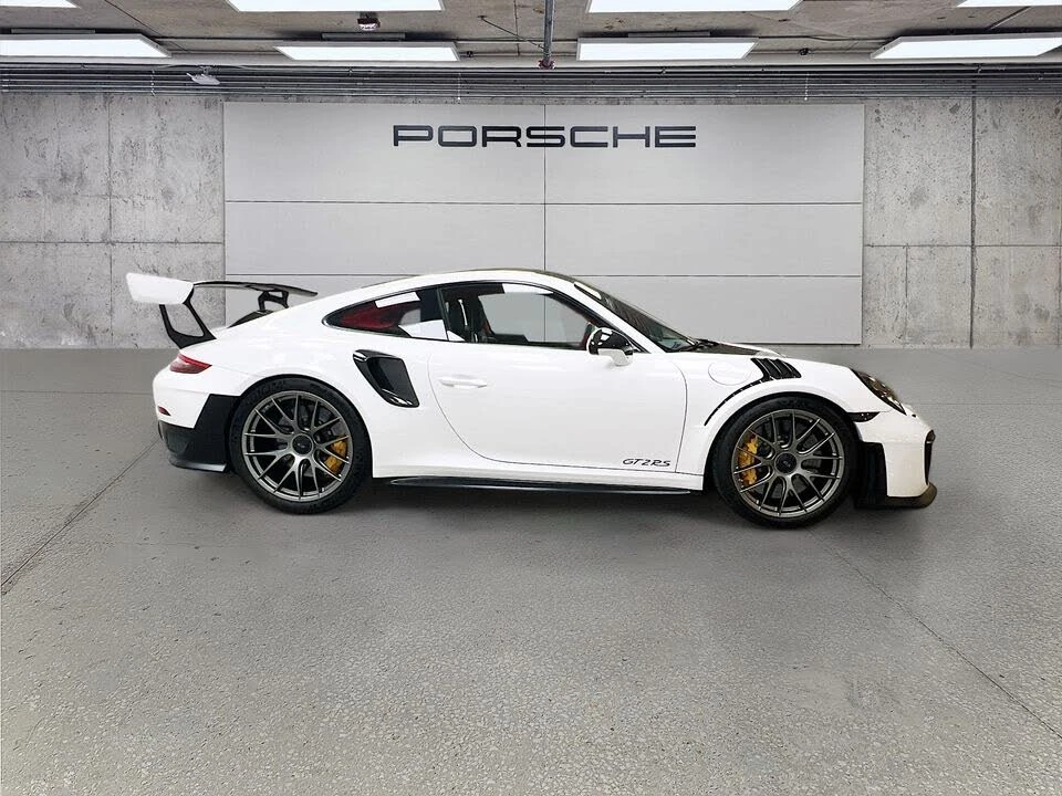 2018 Porsche 991 GT2 RS - Image 8 of 31