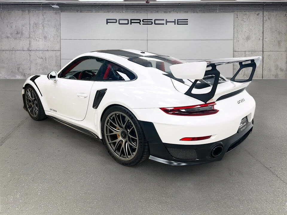 2018 Porsche 991 GT2 RS - Image 3 of 31