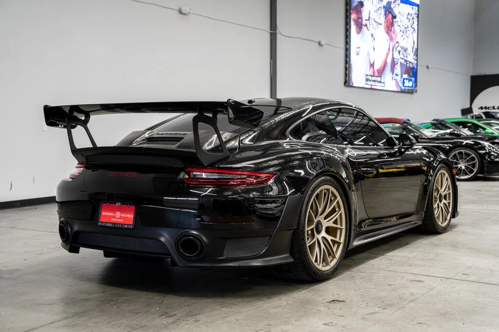 2018 Porsche 991 GT2 RS - Image 8 of 31