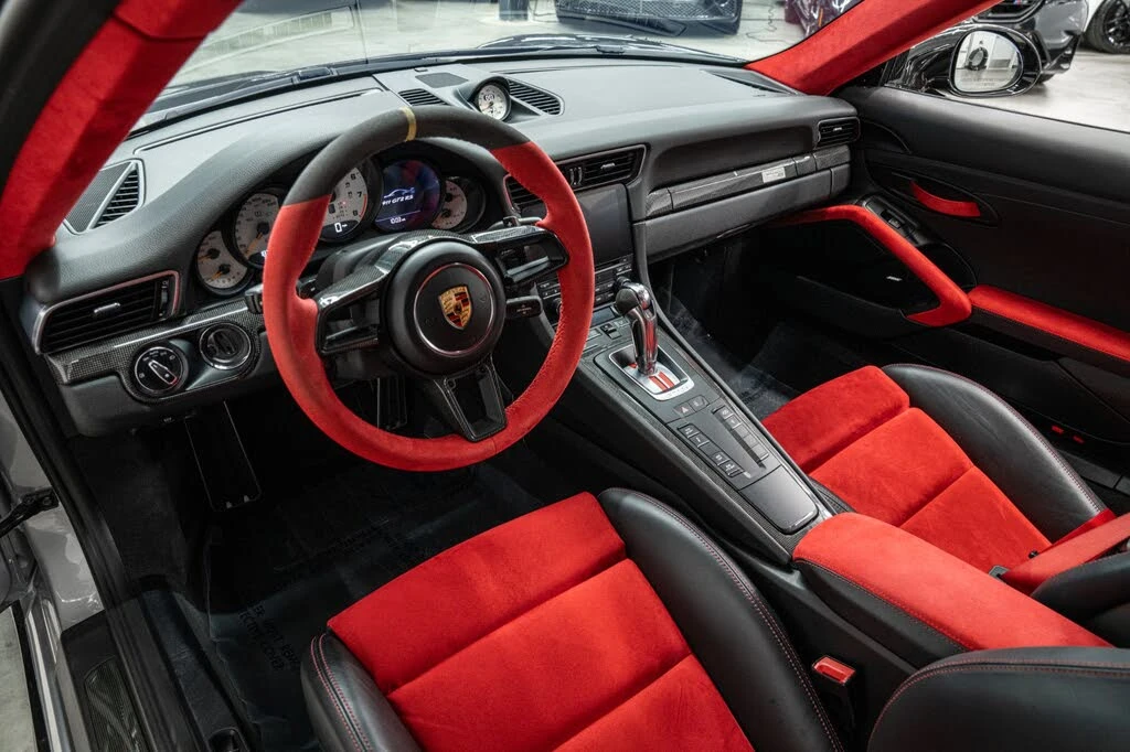 2018 Porsche 991 GT2 RS - Image 12 of 31