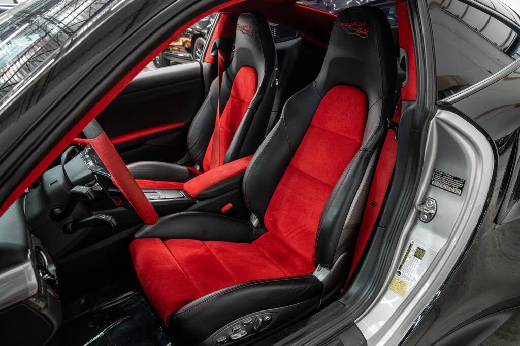 2018 Porsche 991 GT2 RS - Image 23 of 31