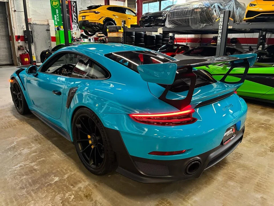 2018 Porsche 991 GT2 RS - Image 12 of 31