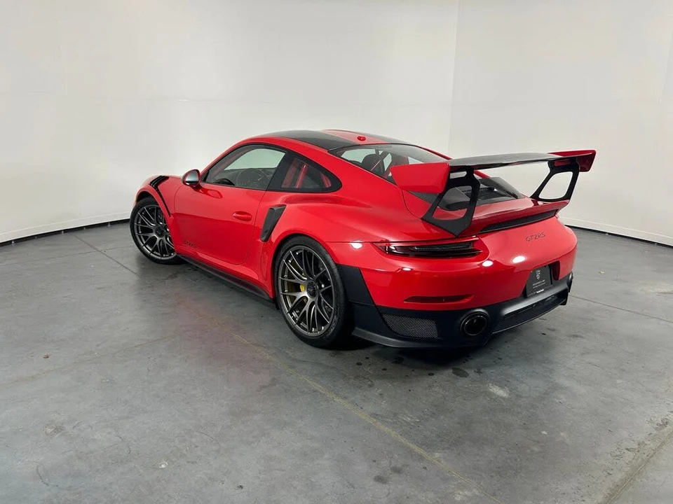 2018 Porsche 991 GT2 RS - Image 3 of 31