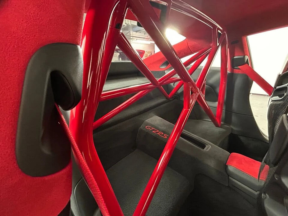2018 Porsche 991 GT2 RS - Image 26 of 31