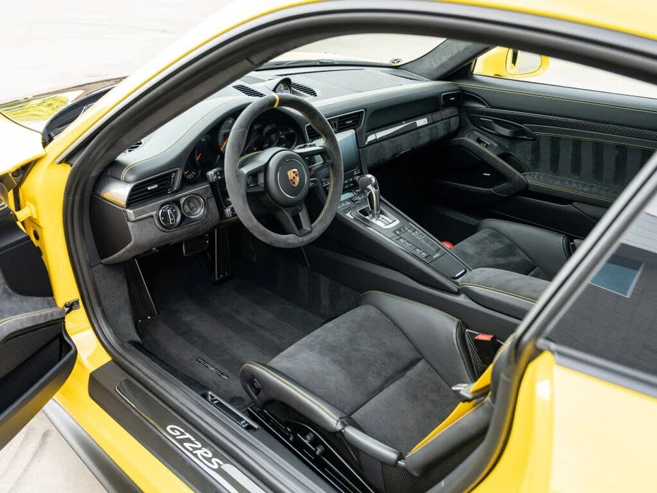 2018 Porsche 991 GT2 RS - Image 10 of 31