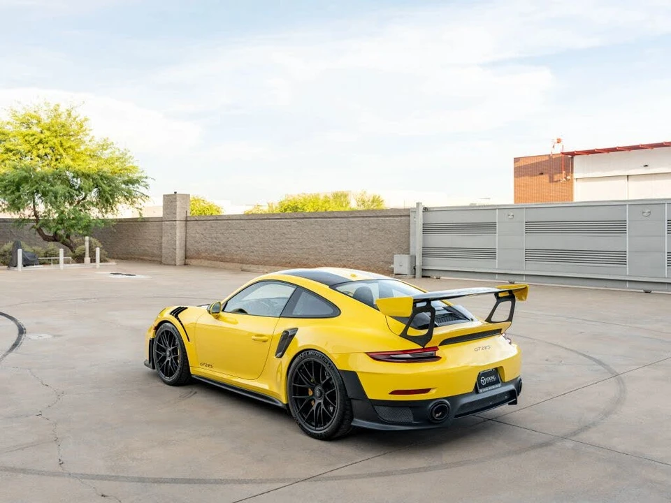2018 Porsche 991 GT2 RS - Image 24 of 31