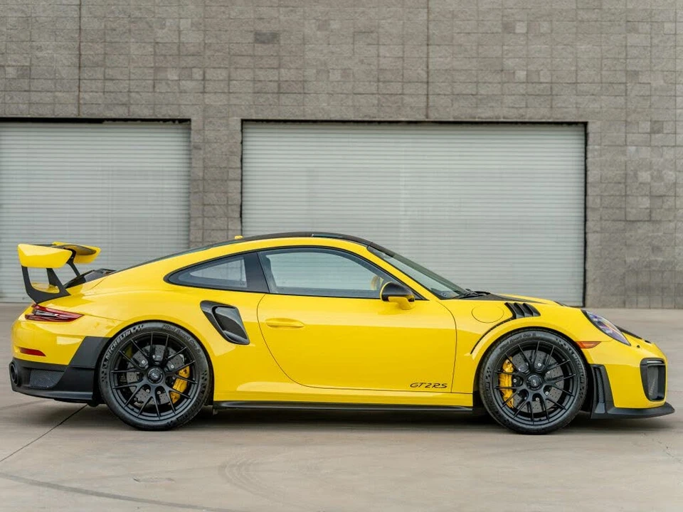 2018 Porsche 991 GT2 RS - Image 9 of 31