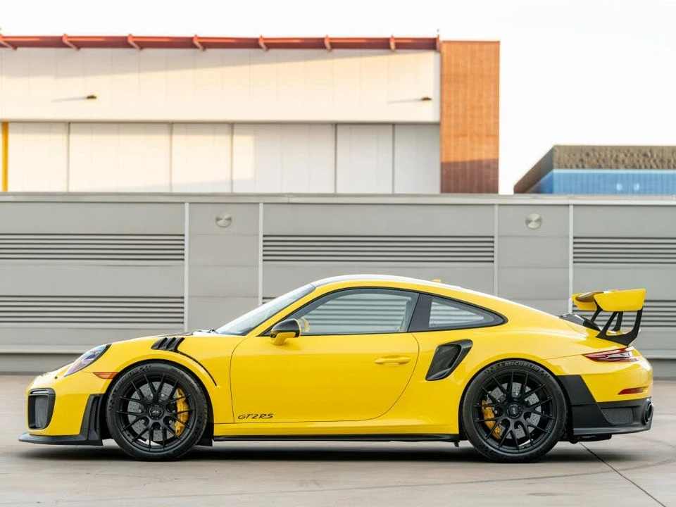 2018 Porsche 991 GT2 RS - Image 5 of 31