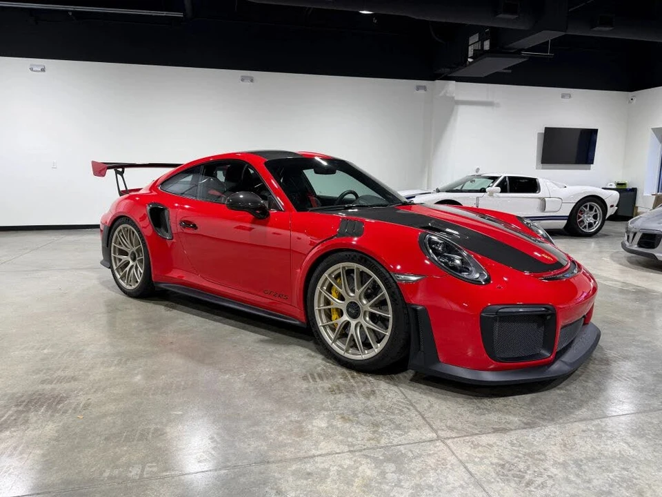2018 Porsche 991 GT2 RS - Image 16 of 31