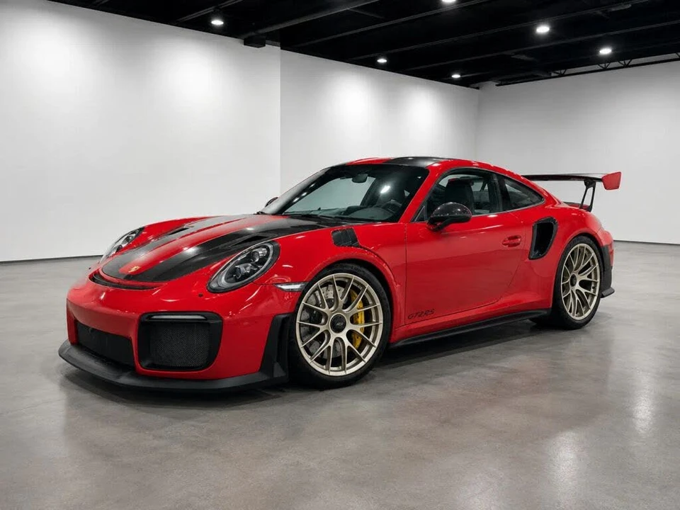 2018 Porsche 991 GT2 RS - Image 2 of 31