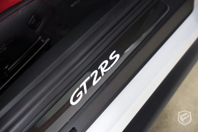 2018 Porsche 991 GT2 RS - Image 25 of 31