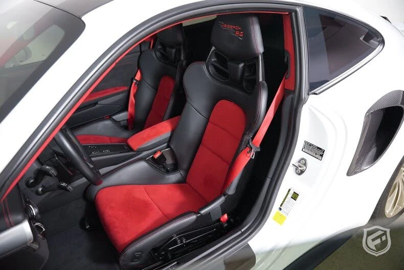 2018 Porsche 991 GT2 RS - Image 16 of 31