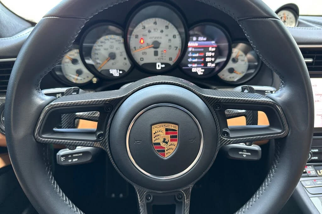 2018 Porsche 991 GT2 RS - Image 27 of 31