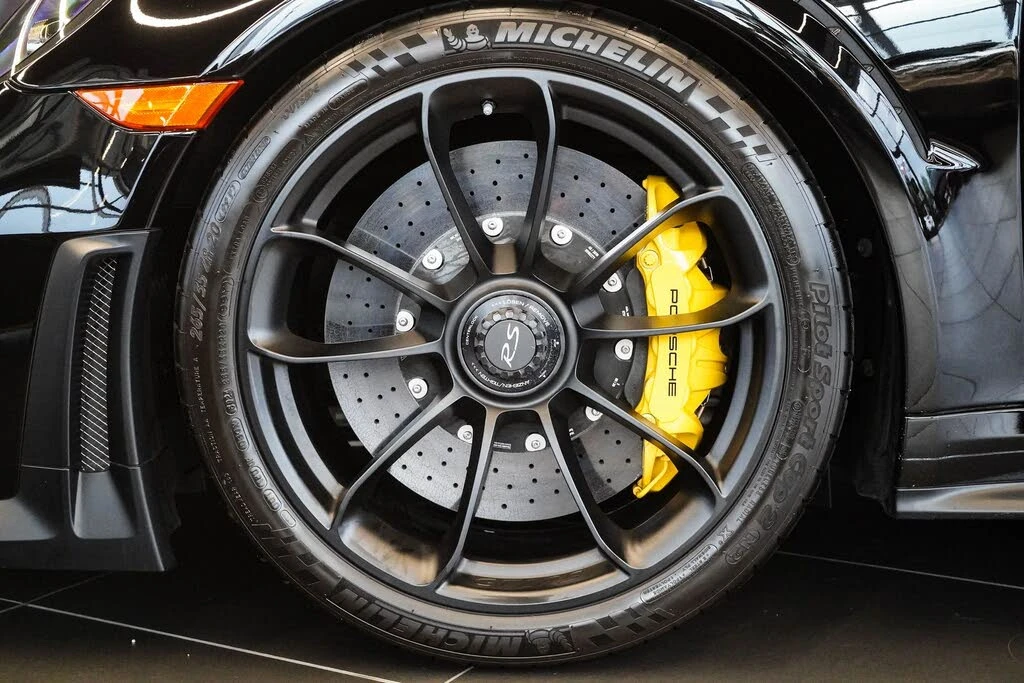 2018 Porsche 991 GT2 RS - Image 10 of 31