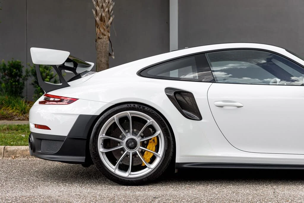2018 Porsche 991 GT2 RS - Image 8 of 31