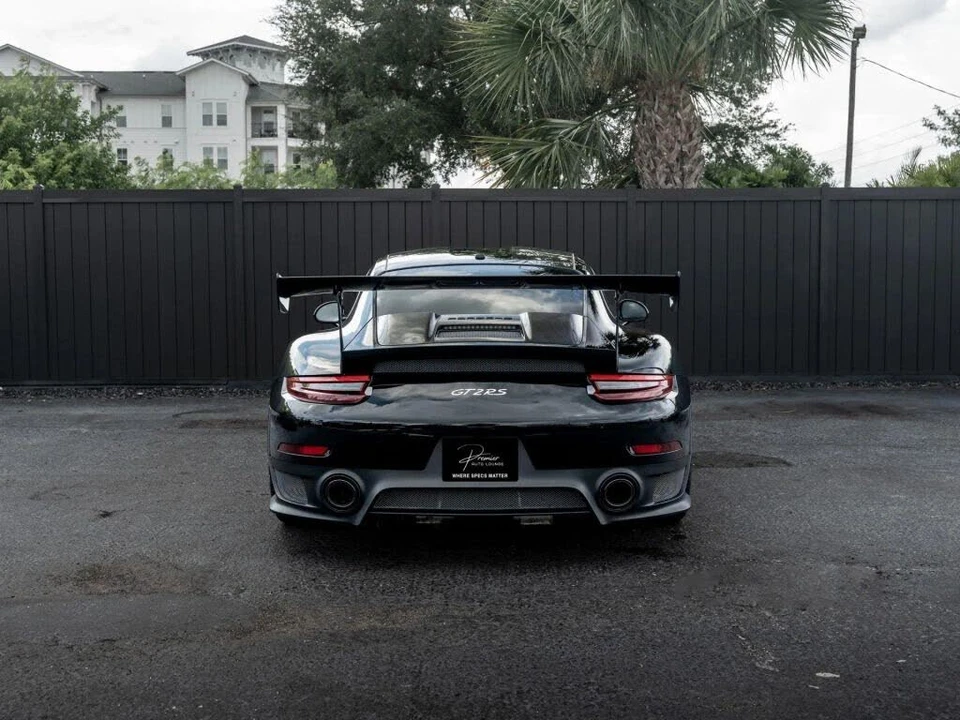 2018 Porsche 991 GT2 RS - Image 5 of 31