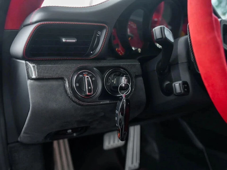2018 Porsche 991 GT2 RS - Image 17 of 31