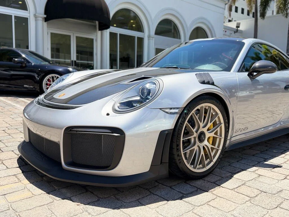 2018 Porsche 991 GT2 RS - Image 3 of 31