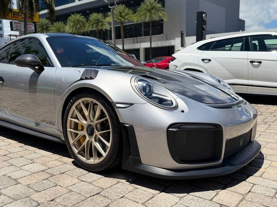 2018 Porsche 991 GT2 RS - Image 9 of 31
