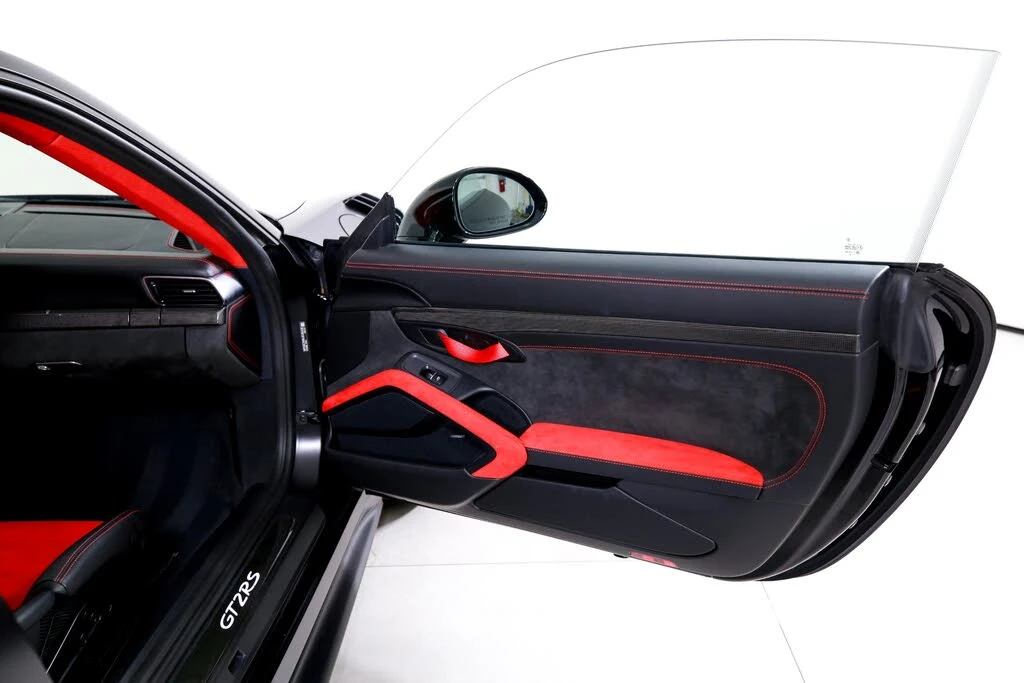 2018 Porsche 991 GT2 RS - Image 18 of 31